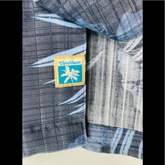 Caribbean Men’s Large Hawaiian Shirt Floral - Picture 5 of 10